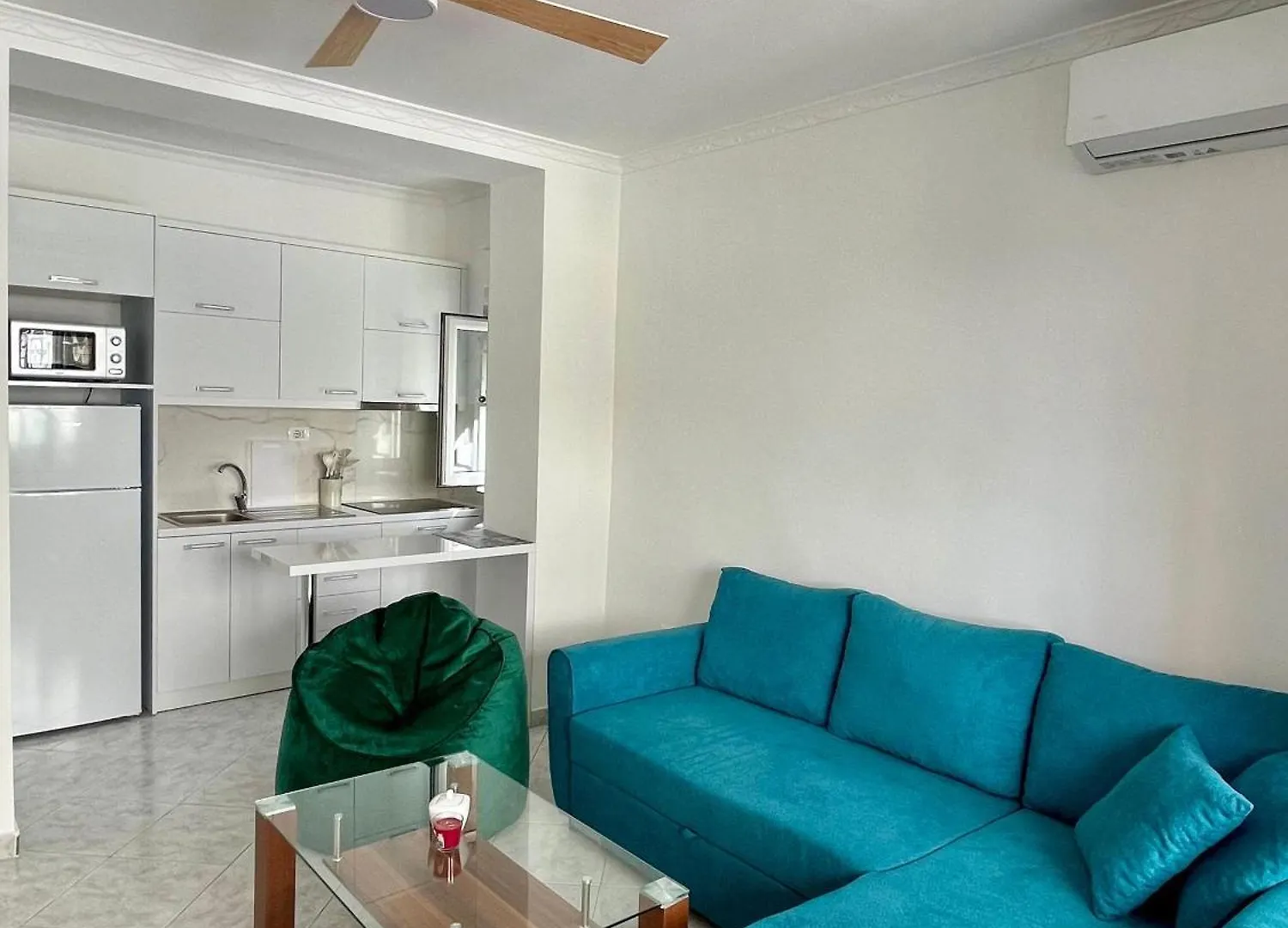 Central Charm Tirana Hideaway Apartment